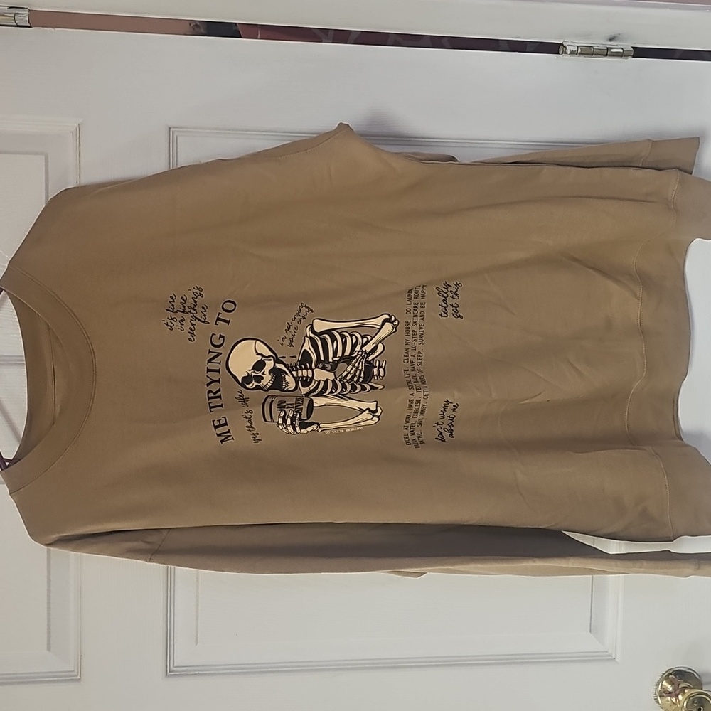 Sweatshirt